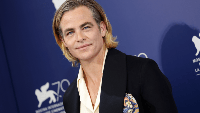Chris Pine Chopped Off His Harry Styles Phlegm-Infused Hair & I’d Like To Purchase Every Lock