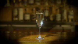 WATCH: The Innermost Thoughts Of A Glass Of Prosecco
