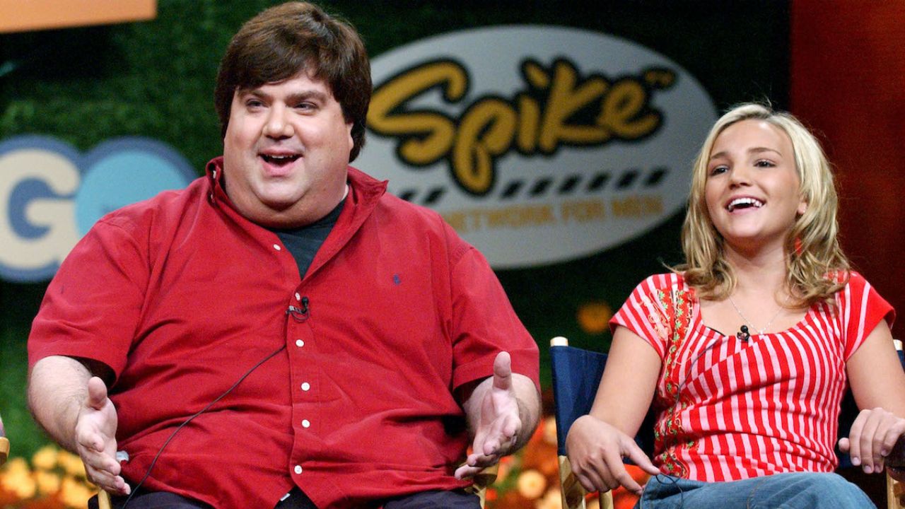 A Zoey 101 Star Has Alleged Nickelodeon Producer Dan Schneider Offered Kids Money For Feet Pics