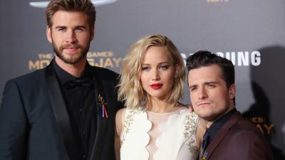 J-Law Said The Hunger Games Cast Used To Get Stoned Together & *This* Is My Dream Blunt Rotation