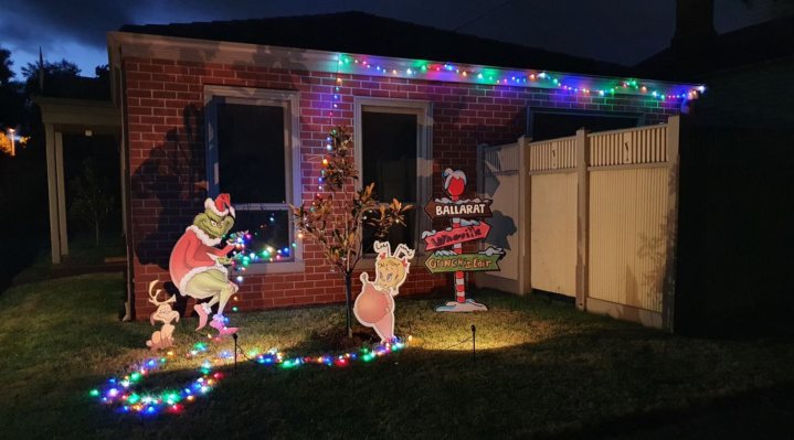 Gaze Upon The Internet’s Best And Worst Christmas Decorations With Shock And Awe