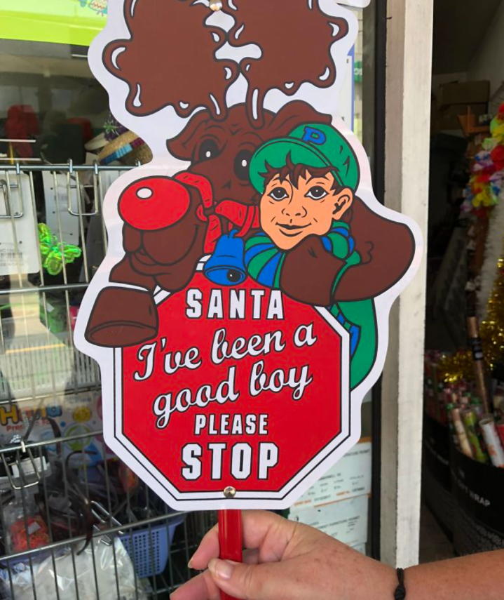 Gaze Upon The Internet’s Best And Worst Christmas Decorations With Shock And Awe