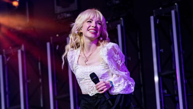 Carly Rae Jepsen Said She Didn’t Know What ‘TikTok Famous’ Was When She Went Meme-Level Viral