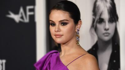 Fans Are Fighting Over A Cryptic Comment Selena Gomez Left On A TikTok About Her Relo W/ Justin