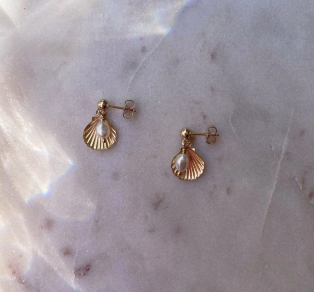 dainty necklaces, maison de femmes, dainty earrings, valentine's day