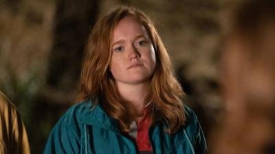 Yellowjackets’ Liv Hewson Won’t Gun For An Emmy Bc They Don’t Fit In Male Or Female Categories