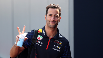 Australia’s Boyfriend Daniel Ricciardo Is Racing In F1 Again & Thank You Lord For Blessing Us