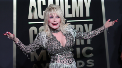 Clutch On To Your Bleach Blonde Wigs ‘Cos Dolly Parton Will Be Presenting An ARIA Award