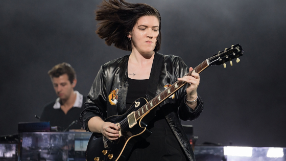 The xx’s Romy Madley Croft Wanted To ‘Celebrate Lesbian Love’ With Her Solo Music